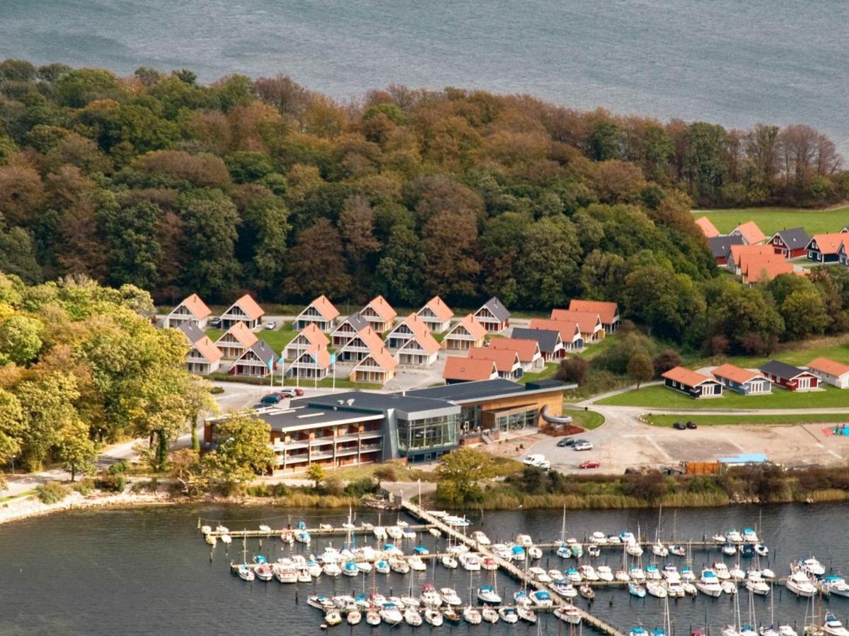 6 Person Holiday Home On A Holiday Park In Gråsten Exterior photo